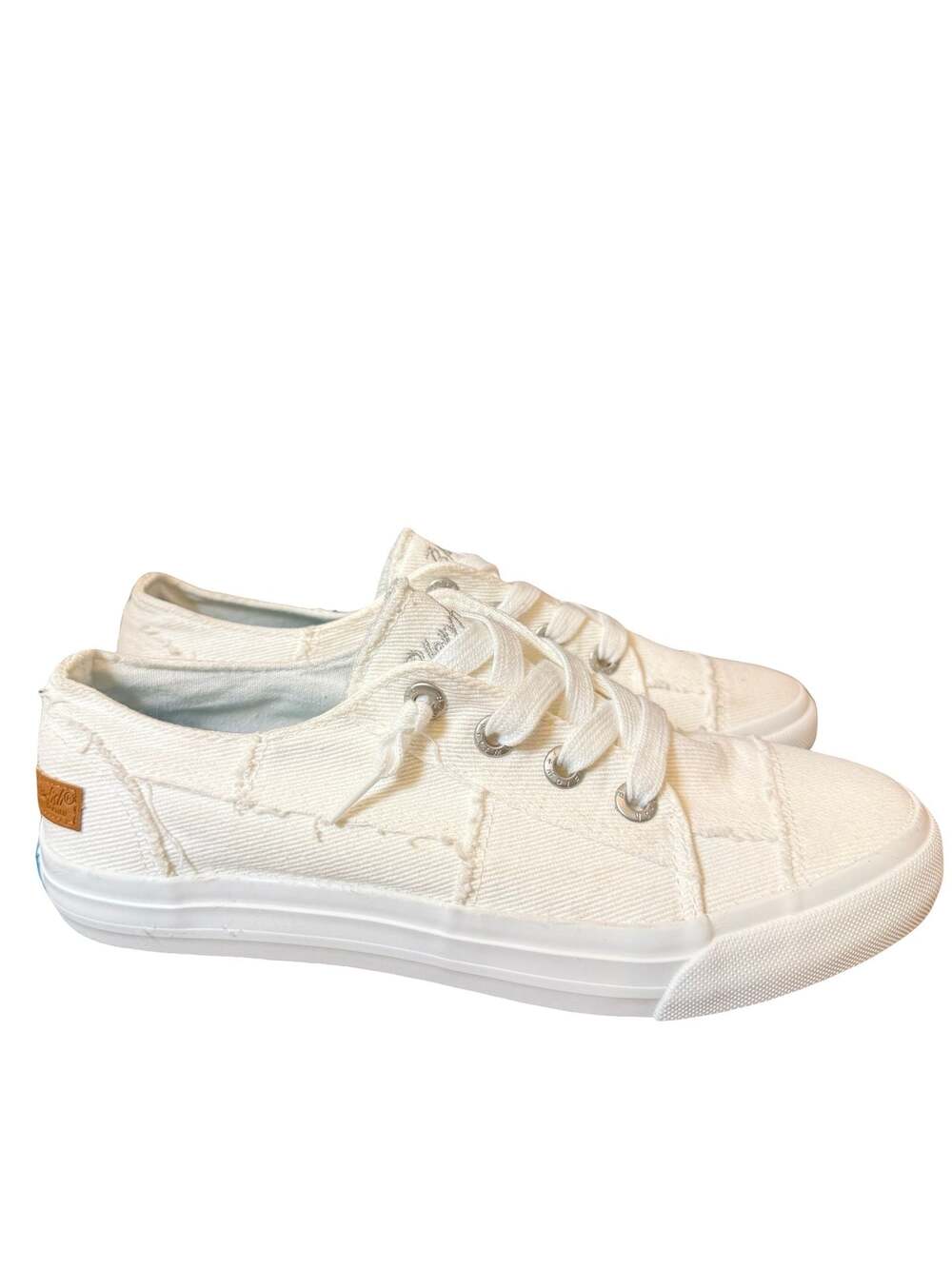 Blowfish Malibu Maxine White Canvas Distressed Sneakers Size 8.5